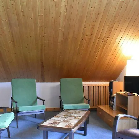 Mezzanine 5 Pers. A Meribel, 100m Des Pistes, Proche Commerces - Balcon, Parking, Casier A Skis - Fr-1-180-366 *